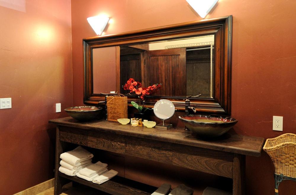 Swan River Inn Bigfork Phòng bức ảnh